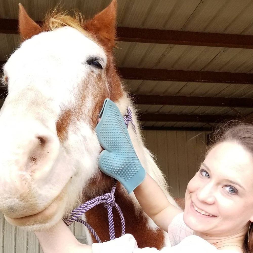 Meet your Posher, Amanda